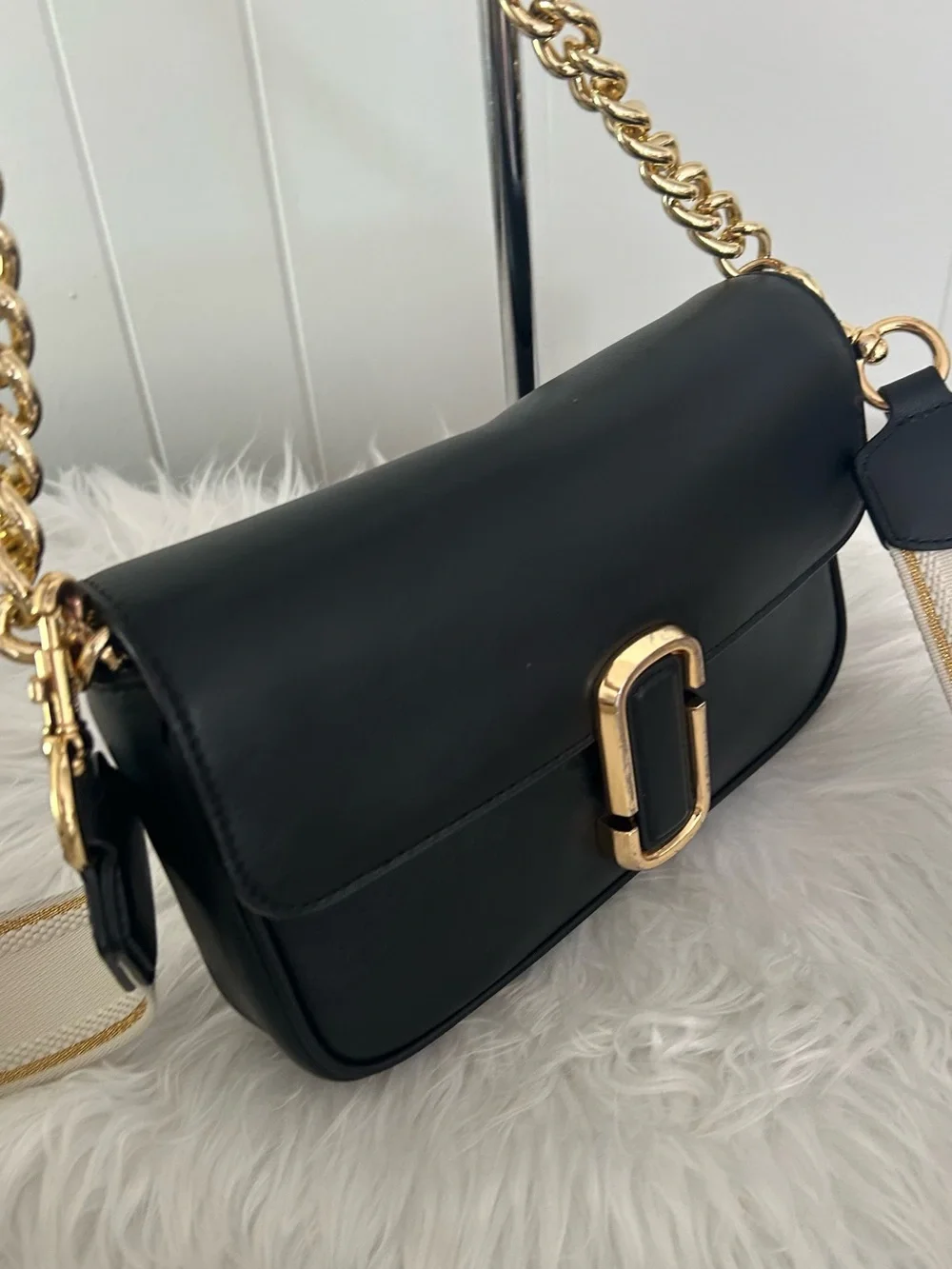 Marc Jacobs The J Marc Mini Black Leather Shoulder Crossbody Bag Chain Strap